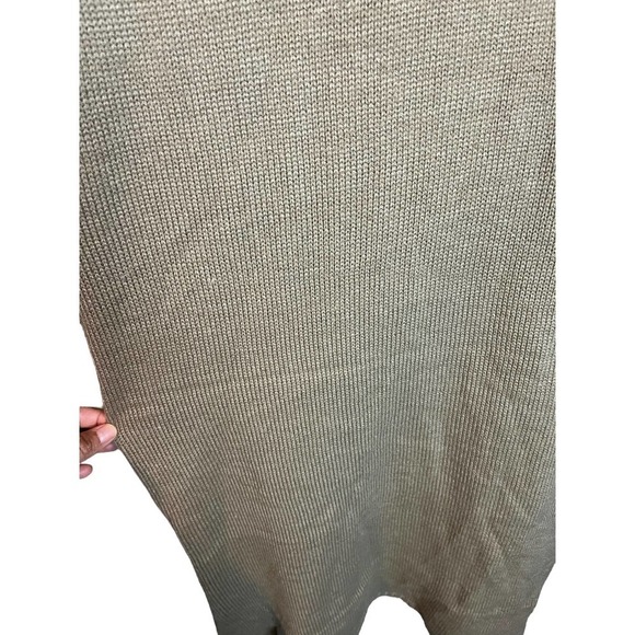 Two Very J Short Sleeve V Neck Cable Knit Sweater Dress - Picture 6 of 15